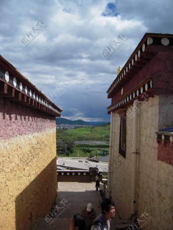 松藏林寺图片