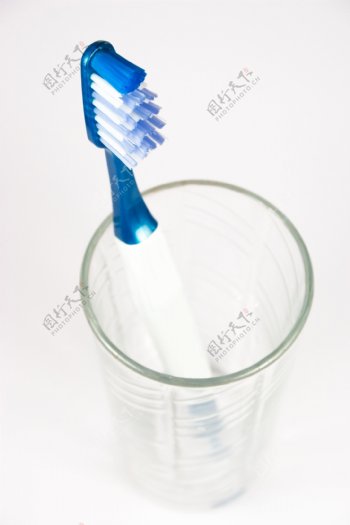 口腔卫生牙刷刷牙清洁牙齿漱口