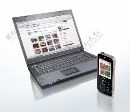 诺基亚N78手机和笔记本图片