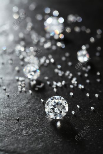 钻石裸钻图片