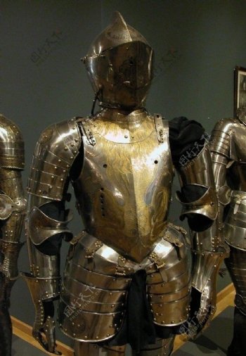 欧洲中世纪盔甲图片