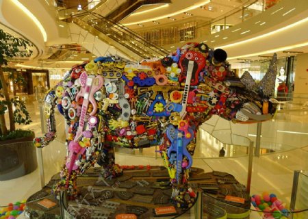犀牛商业雕塑图片