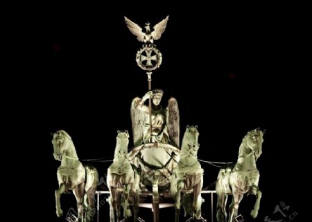 勃兰登堡门门顶的胜利女神雕像图片
