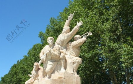 烈士陵园雕塑图片