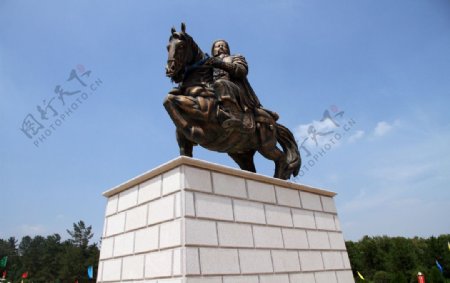 成吉思汗青铜像图片
