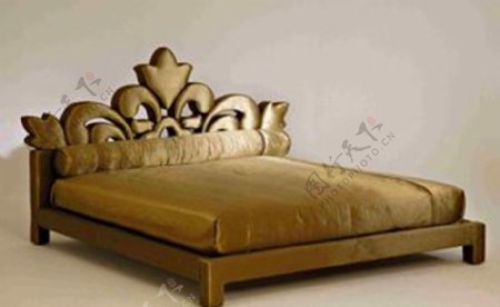 精致欧式家具雕花装饰床图片