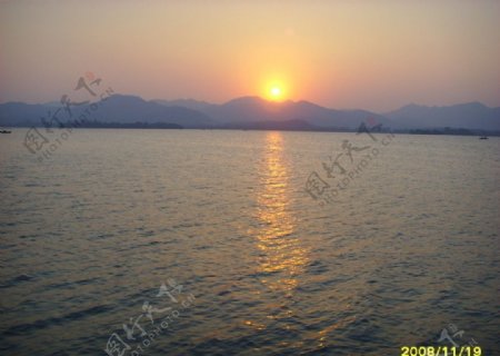 日落西湖图片