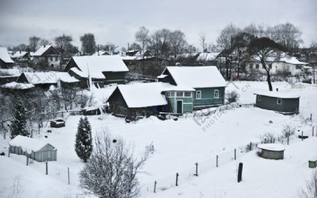 小镇雪景图片