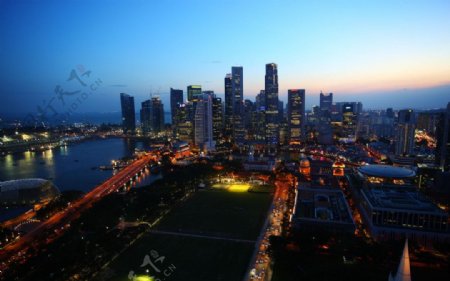 新加坡黄昏俯瞰图片