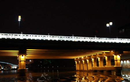 苏州桥夜晚图片