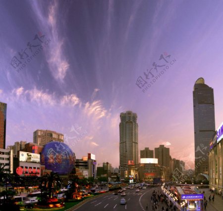 上海徐家汇商圈黄昏图片