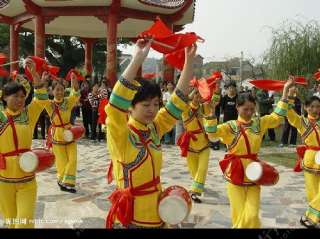 腰鼓图片