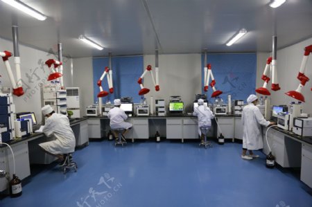 实验室人员图片