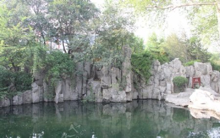 济南趵突泉公园石湾泉图片
