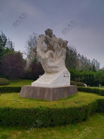 徽园七仙女雕像图片