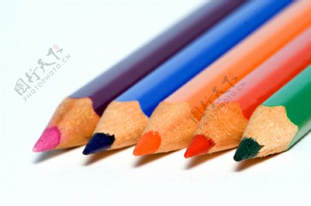 五彩铅笔特写图片