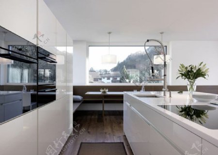 现代空间厨房图片