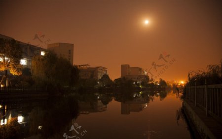 学涯湖夜景图片