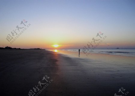 海边摄日出图片