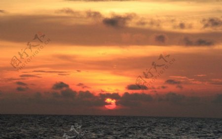 北海涠洲岛落日图片
