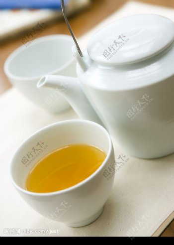 茶水茶杯图片