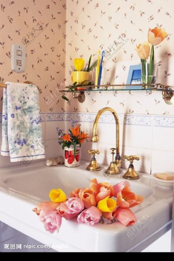 温馨浴室图片