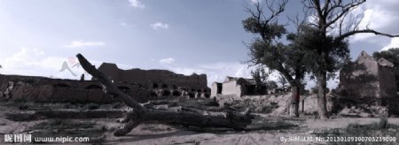 废弃的村落图片