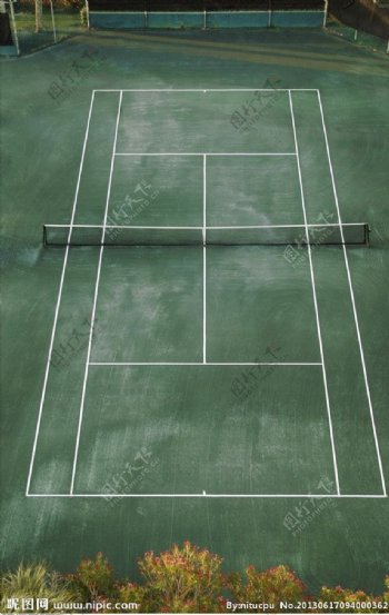 网球场俯视无人图片