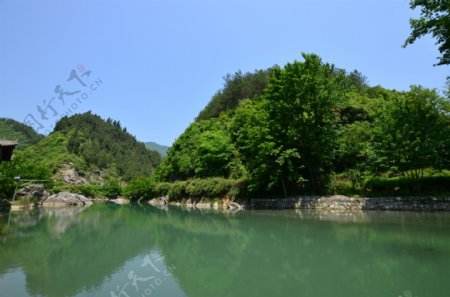 石泉汉江图片