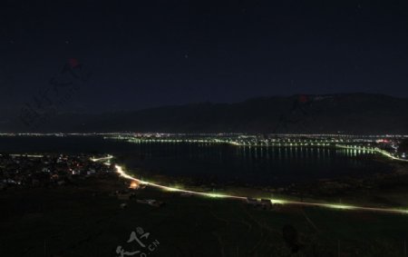 洱海夜色图片
