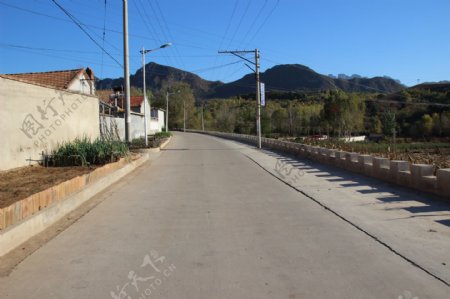 村公路图片
