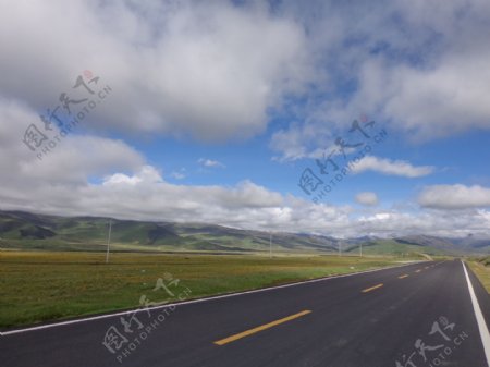 西藏马路图片