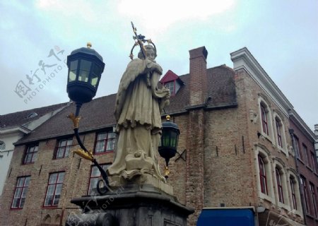比利时的广场雕塑图片