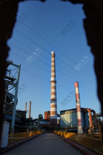首钢工厂烟囱图片