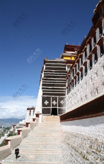 布达拉宫的高台阶图片