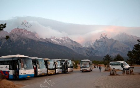 玉龙雪山图片