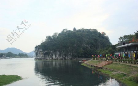 象鼻山全景图片