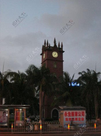 海口钟楼夜景图片