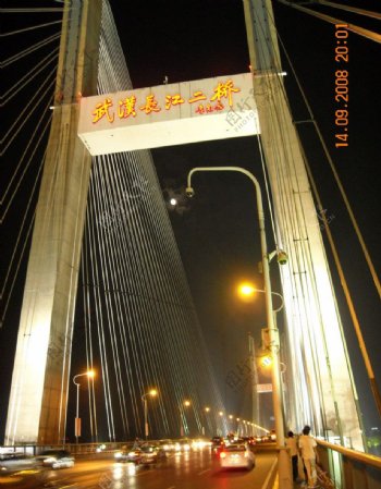 夜晚武汉长江二桥图片