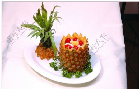 红果菠萝烩百合图片