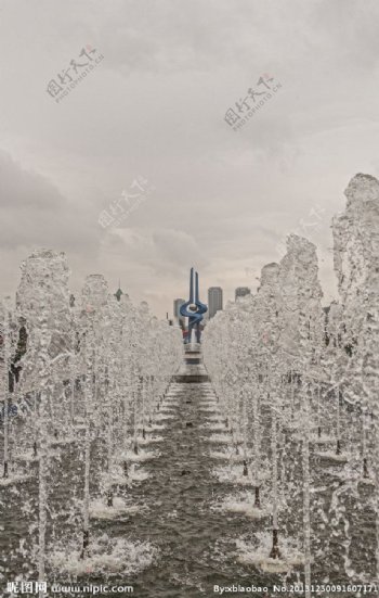 泉城喷泉图片