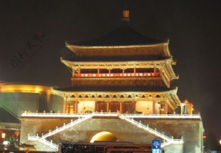 西安钟楼夜景图片