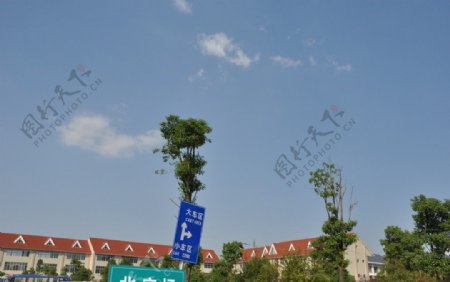 长沙生态动物园广场建筑及指路牌图片