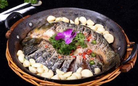 平锅鲳鱼图片