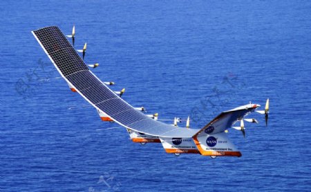 太阳能飞机图片