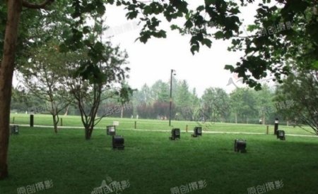 北京朝阳公园绿地摄影图片