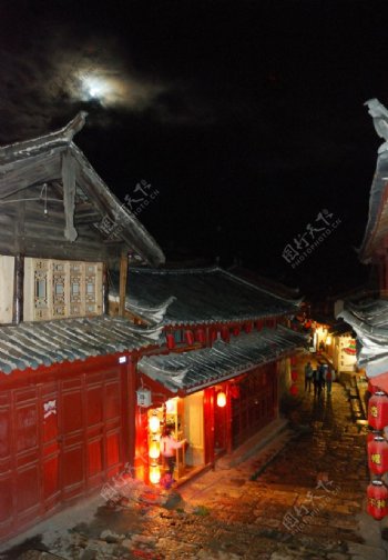 云南丽江古城夜景图片