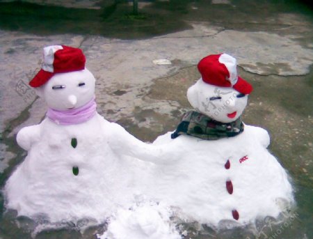 雪人可爱的雪人两个雪人图片
