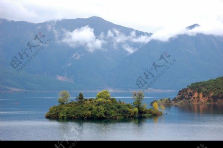 泸沽湖图片