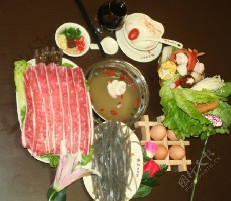 锅王涮涮锅霜降牛肉图片